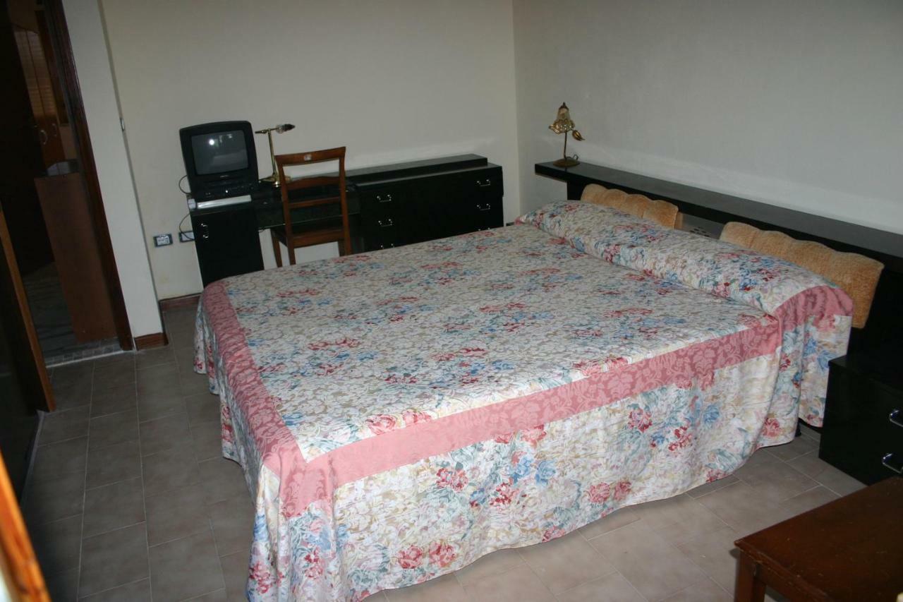 Dune Buggy Bed & Breakfast Cagliari Exterior photo